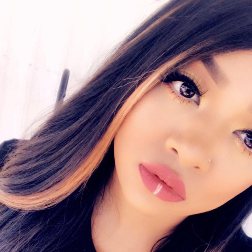 Meet your Posher, Nayeli
